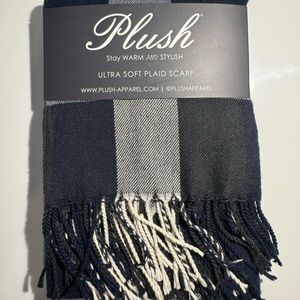 NWT PLUSH Navy Blue Plaid Ultra Soft Scarf